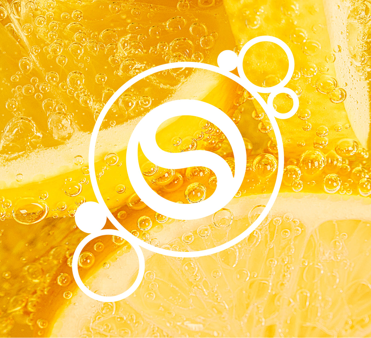 Ingredientes: Azúcar, agua, acidulantes (E-330, E-296), aroma natural de limón y lima con otros aromas naturales, corrector de acidez (E-331), edulcorantes (sucralosa, acesulfamo K), conservante (E-211).