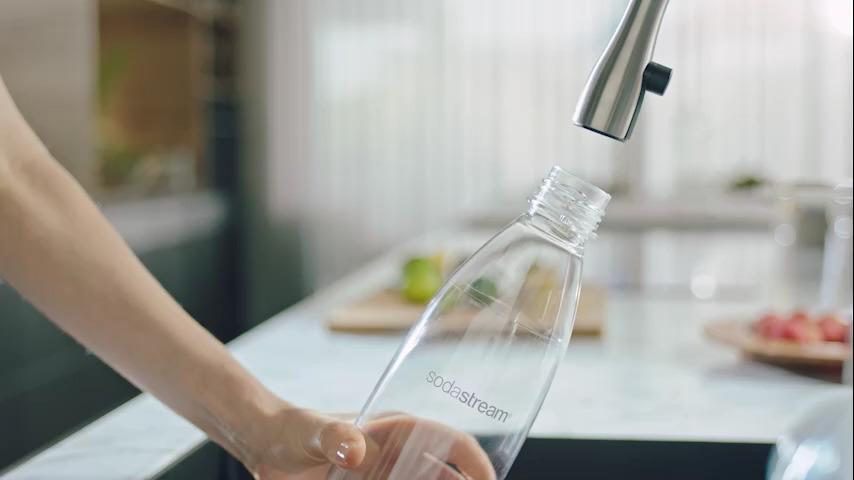  SodaStream Terra - máquina para hacer agua con gas (negro) con  CO2 y botella DWS : Todo lo demás